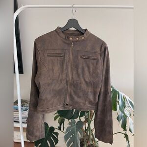 Rare Find Japanese Vintage Women’s Leather Jacket Size L